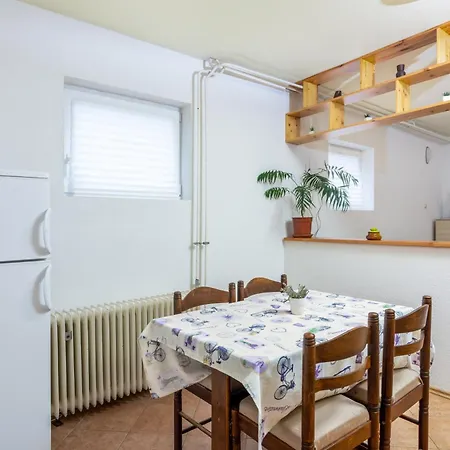With A Parking Space Buzet, Istria - Sredisnja Istra - 17562 Apartment Buzet
